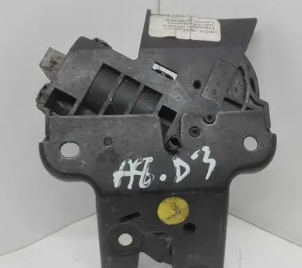 Audi A8 S8 D3 4E Tailgate/trunk/boot lock/catch/latch 4E0827505C