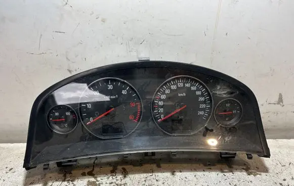 Opel Signum Speedometer (instrument cluster) 13144747WF