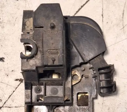 Renault Scenic I Front door lock PPGF30