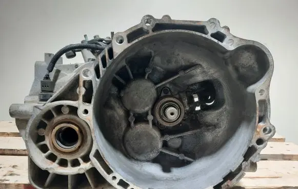 KIA Carens II Manual 6 speed gearbox S519JC
