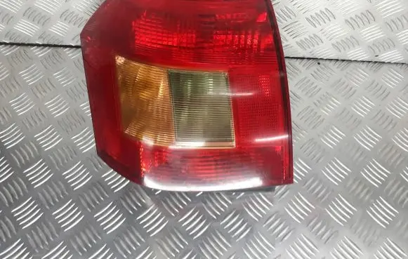 Toyota Corolla E120 E130 Rear/tail lights