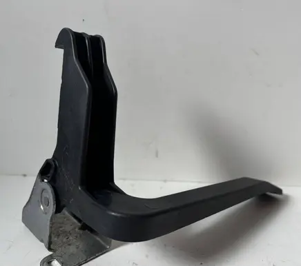 Citroen C4 II Picasso Engine bonnet (hood) release handle 9676345980