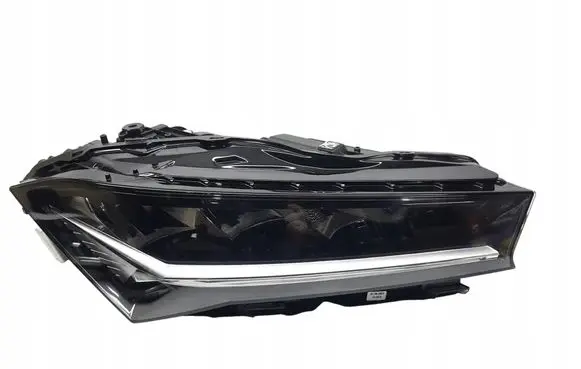 Skoda Superb B5 (3U) Headlight/headlamp 3P1941016