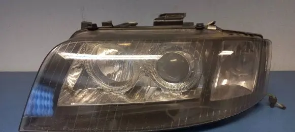 Audi A6 S6 C5 4B Headlight/headlamp 081411102L