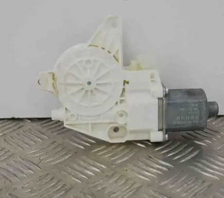 Mercedes-Benz S C217 Rear door window regulator motor