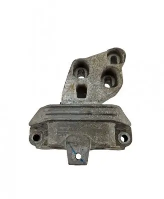 Mercedes-Benz CLA C117 X117 W117 Engine mount bracket 326e60