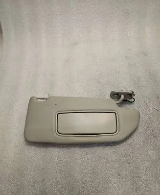 Volvo XC70 Sun visor