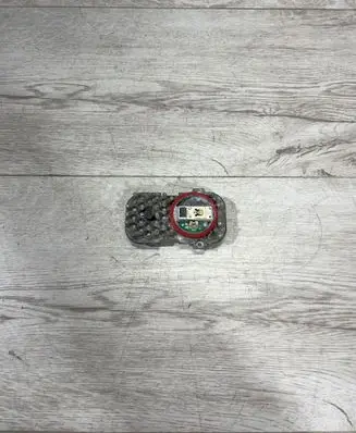 BMW X5 E70 LED ballast control module 1305715084