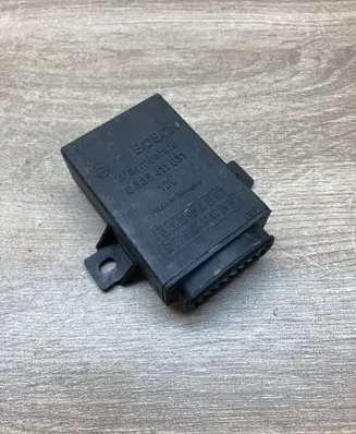 Mercedes-Benz 190 W201 Alarm relay 0335411031