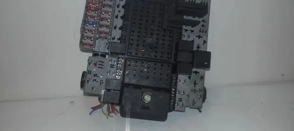 Volvo S80 Fuse box set 9494509 A268