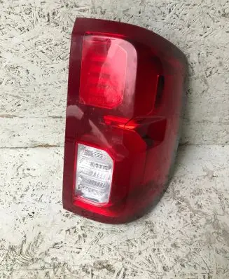 Chevrolet Silverado Rear/tail lights 84023037
