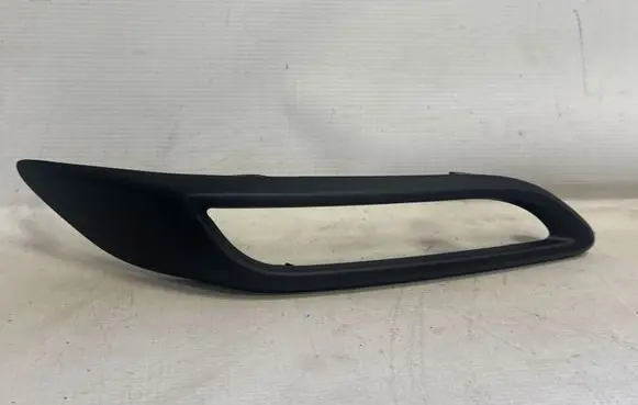 Toyota Auris E180 Rear bumper trim bar molding 5268102010