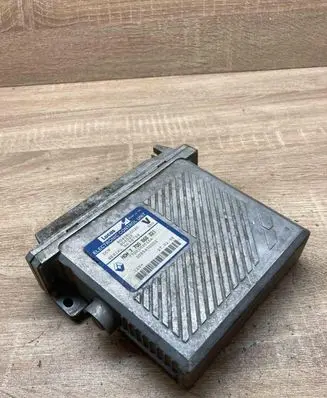 Volvo S40, V40 Engine control unit/module ECU HOM7700868321 7700103515A