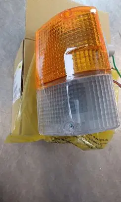 Mitsubishi Pajero Front indicator light MB283669