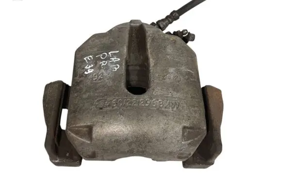 BMW 5 E39 Front brake caliper 6022296
