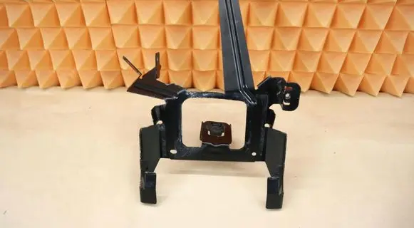 Mercedes-Benz ML W164 Engine control unit holder 1645456940 A1645456940