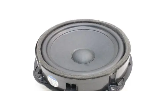 Audi Q3 F3 Front door speaker 83A035415B