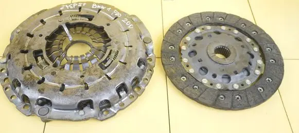BMW 1 F20 F21 Clutch set kit 3230787 N47D20C SPRZEGLO