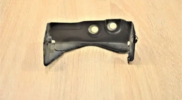 Headlight/headlamp mounting bracket