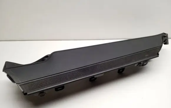 Mercedes-Benz C W204 Tailgate/trunk side cover trim A2046903325
