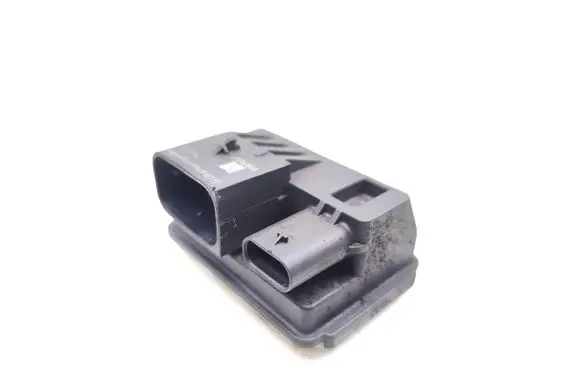 BMW 1 F20 F21 Glow plug pre-heat relay 8513152
