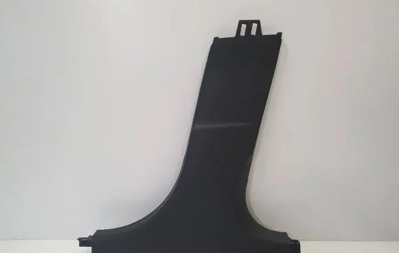 (B) pillar trim (bottom)