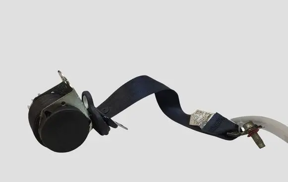 Nissan Juke I F15 Rear seatbelt 6168499 6168766