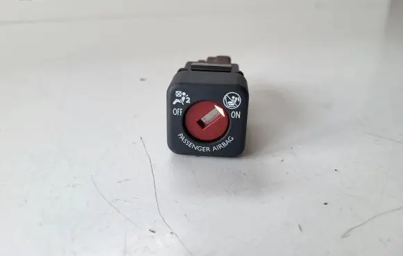 Opel Crossland X Passenger airbag on/off switch 9641391277