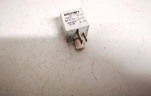 Audi A8 S8 D3 4E Other relay 8d0951253