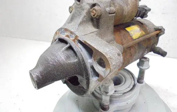 Toyota Yaris Verso Starter motor 2810023030