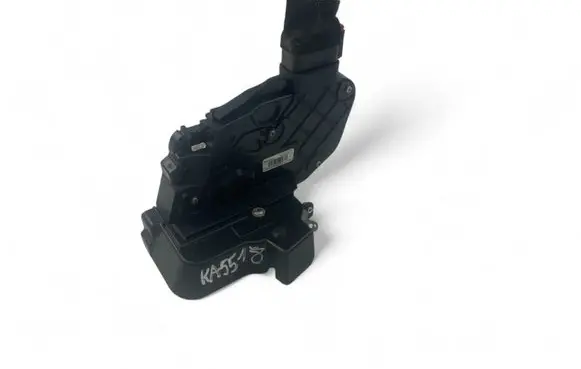 SsangYong Actyon Front door lock 30799303