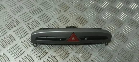 Peugeot 308 Hazard light switch 9659215177 03069010