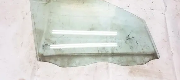 Hyundai Santa Fe Front door window glass four-door