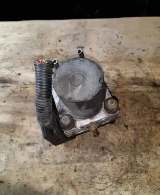 Toyota Corolla Verso E121 ABS Pump 645L2010406 0265134217 000503X