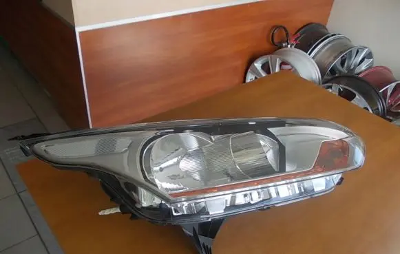 Ford Transit - Tourneo Connect Headlight/headlamp