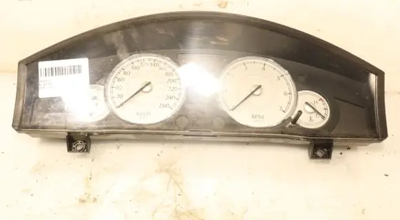 Chrysler 300 - 300C Clock 