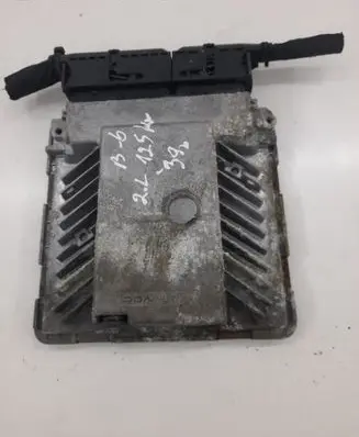 Volkswagen PASSAT B6 Engine control unit/module 03G906018S