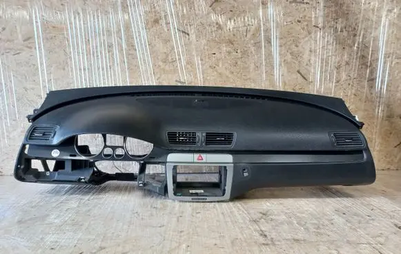 Volkswagen PASSAT B6 Dashboard 3C1857003