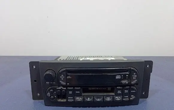 Chrysler Pacifica Radio/CD/DVD/GPS head unit P05094468AC