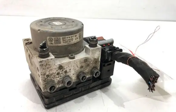 Volkswagen PASSAT B8 ABS Pump 3Q0907379AA