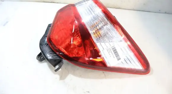 Toyota Yaris XP210 Rear/tail lights