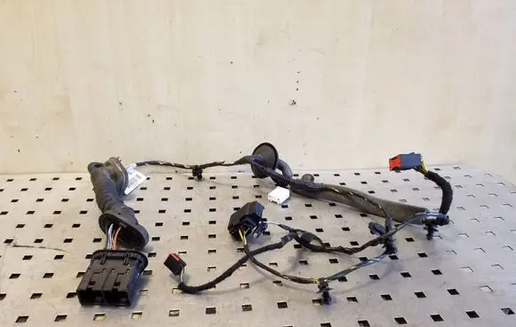 Ford Kuga I Rear door wiring loom 7M5T14240