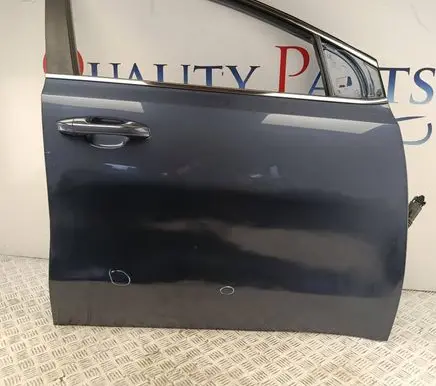 KIA Sportage Front door 
