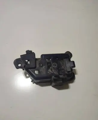 Other engine bay part