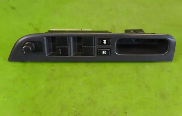 Suzuki Swift I Quarter vent window switch 62J501326T