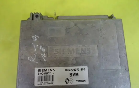 Renault 19 Engine control unit/module HOM7700731802 S100811102