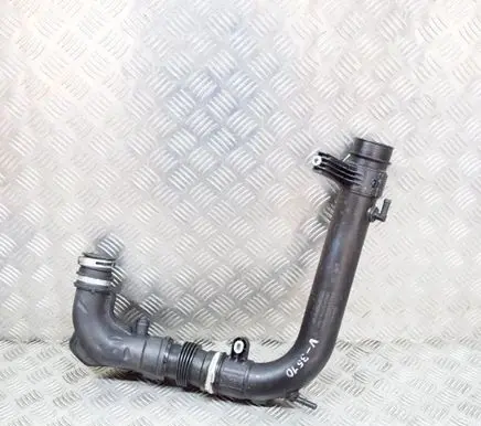 Ford Focus Air intake duct part CV616C784AG CV616C784BH
