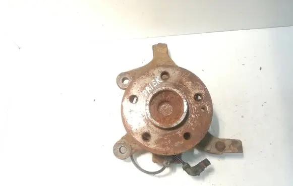 Mercedes-Benz Vito Viano W639 Front wheel hub A6393320325