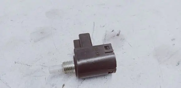 Brake pedal sensor switch
