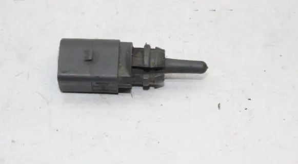 Audi A4 S4 B8 8K Outside/external air temperature sensor 8Z0820535A
